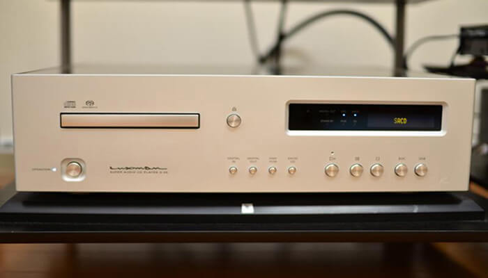 Đầu SACD/CD Luxman D-08 - Tái tạo nguồn âm nhạc chân thực giàu cảm xúc