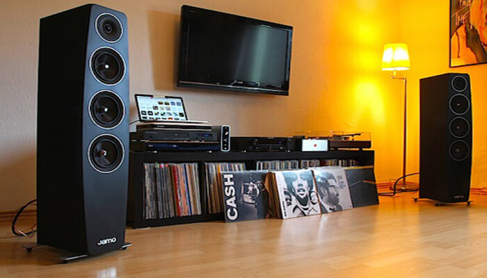 Vẻ đẹp cổ điển, lịch lãm với chất lượng hoàn hảo của loa Hifi Jamo C97